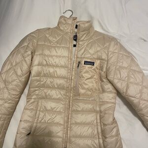 Patagonia Women's Cream Quilted Jacket Radalie